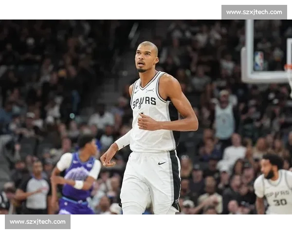 聚焦临场调整能力提升与战术应变实战策略解析体系构建与案例剖析 - 副本 - 副本 聚焦临场调整能力提升与战术应变实战策略解析体系构建与案例剖析 - 副本 - 副本